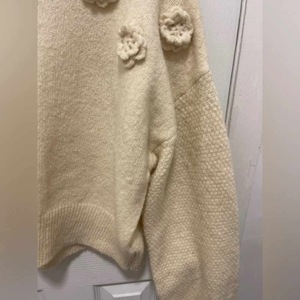 Jessica Simpson Cream Floral Embellished Sweater - Picture 7 of 7